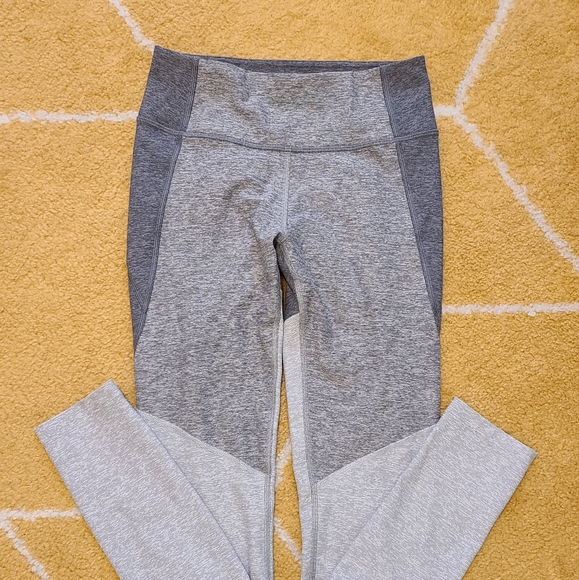 2 pairs Outdoor Voices leggings XS - Picture 3 of 5